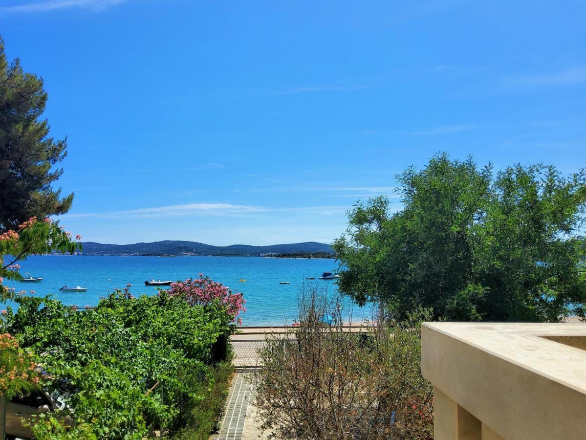 Apartments Petra I Karlo ตูรันญ์ ภายนอก รูปภาพ
